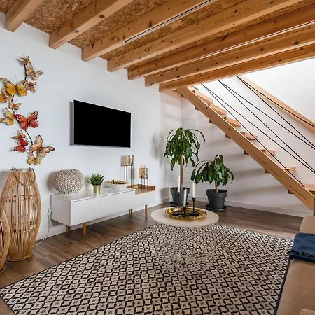 Casa Adayeim 2 *